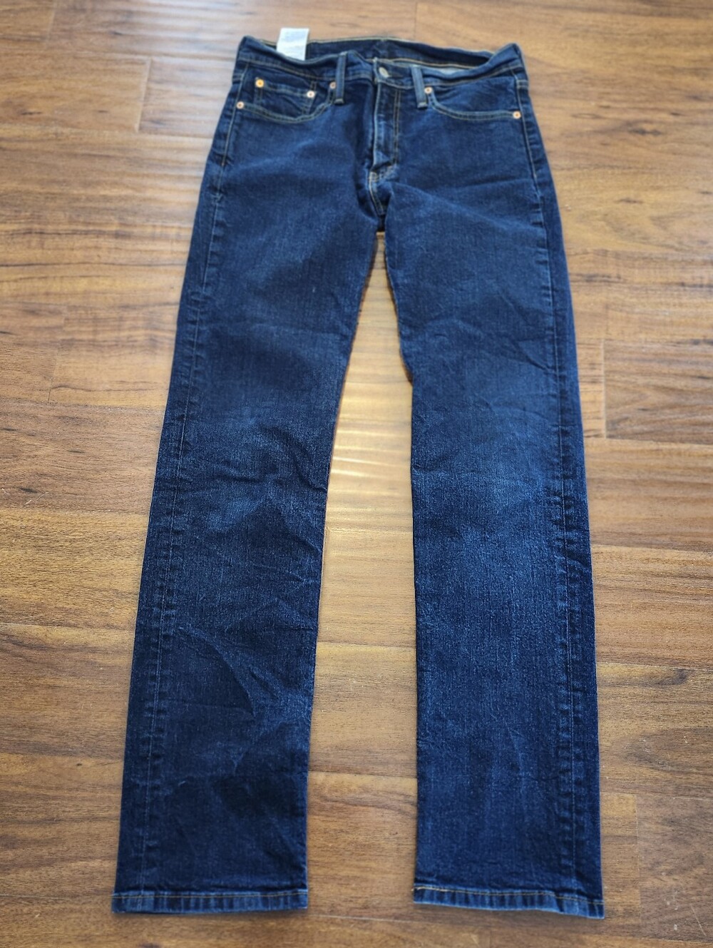 Mens Levi Strauss 514 Blue Jeans. W32 L34. Never Altered.